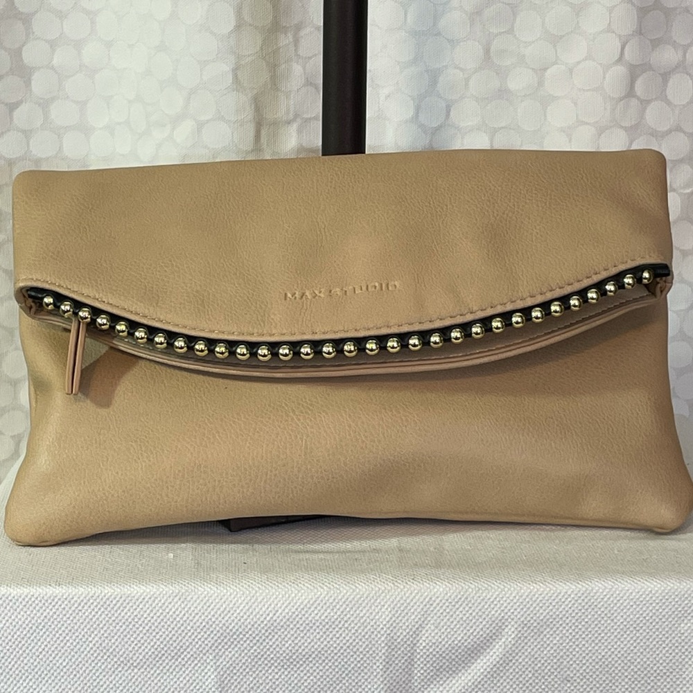 🔹Max Studio clutch/crossbody🔹